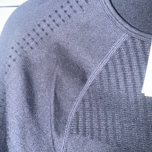 Fabletics Blue Ribbed Fitted Style - Picture 3 of 5
